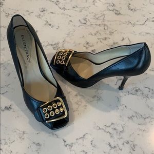 Ellen Tracy Leather peep toe